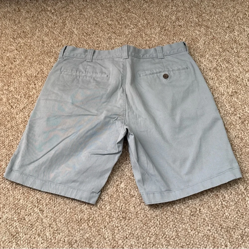 J.Crew Men's Light Blue Flat Front Mercantile Flex Chino Shorts 31